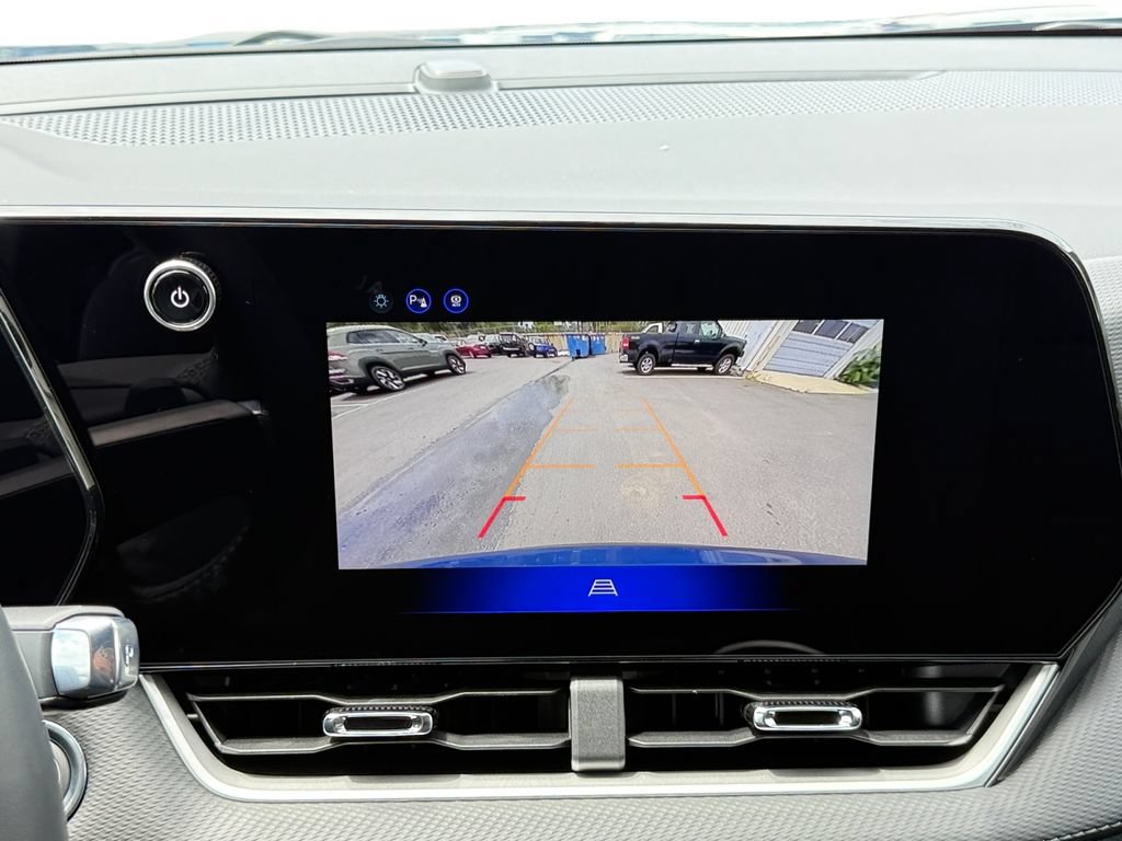 New 2027 Chevrolet Equinox LT FWD image 15