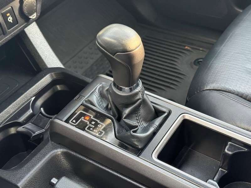 Used 2022 Toyota Tacoma TRD Sport w/ TRD Premium Sport Package image 22