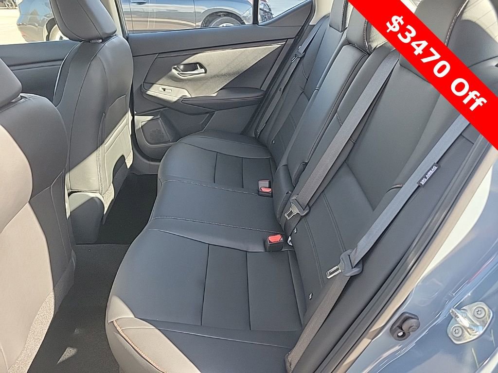 New 2025 Nissan Sentra SR w/ SR Premium Package image 32