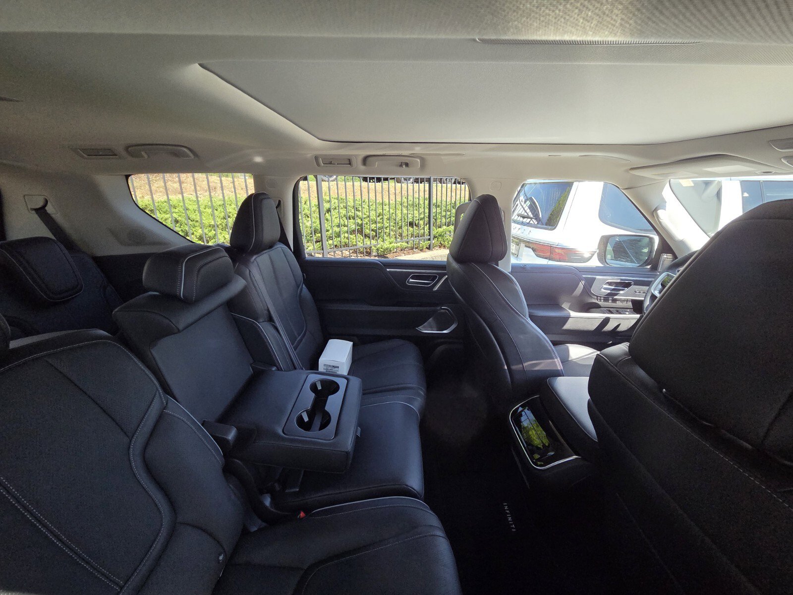 Certified 2025 INFINITI QX80 Sensory w/ Exterior Package image 9