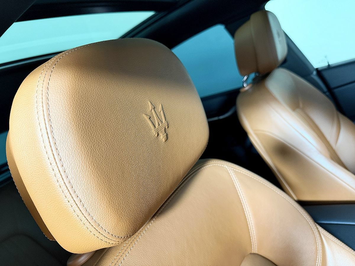 Used 2018 Maserati Levante AWD/4WD image 56