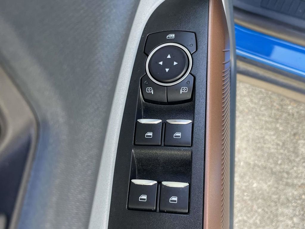 Certified 2022 Ford Maverick Lariat w/ Lariat Luxury Package image 16