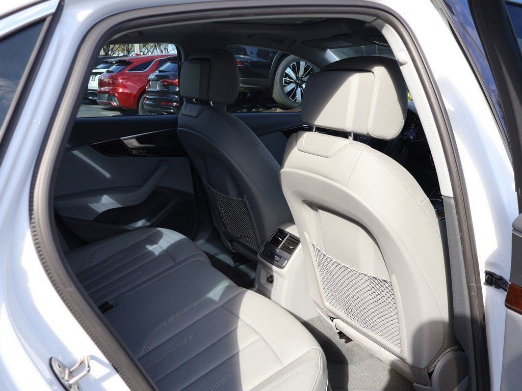Used 2019 Audi A4 2.0T Premium w/ Convenience Package image 35