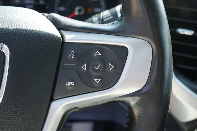 Used 2019 GMC Acadia SLE FWD image 18