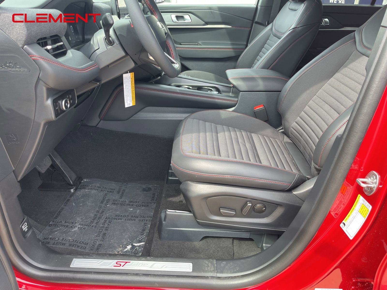 New 2025 Ford Explorer ST-Line image 30