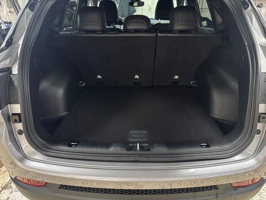 Certified 2024 Jeep Compass Limited image 26