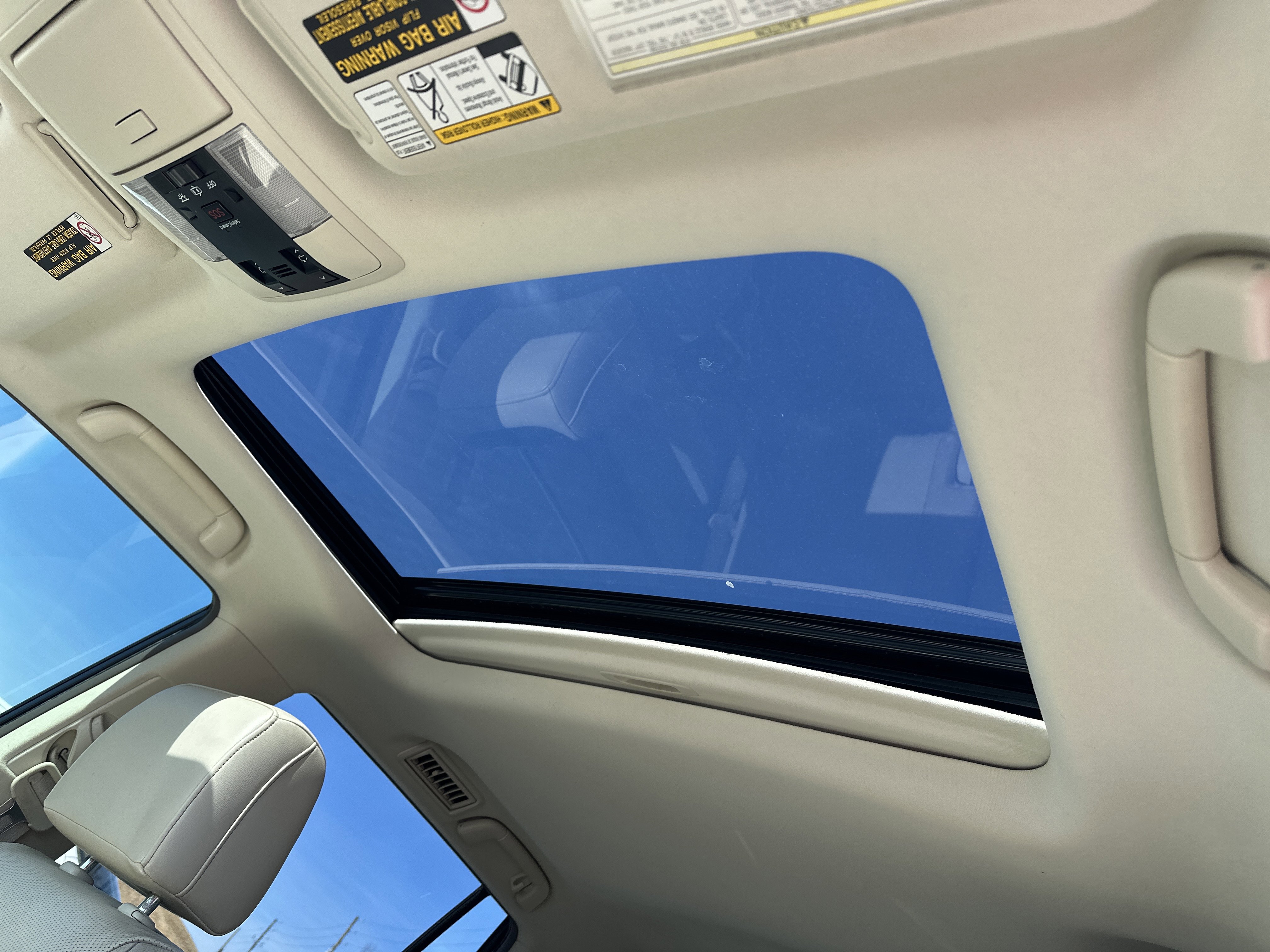 Used 2016 Lexus GX 460 w/ Premium Package image 34