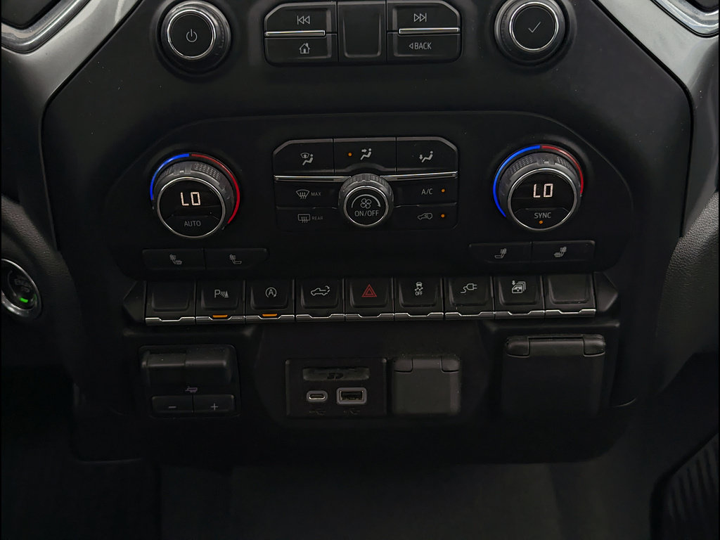 Used 2019 Chevrolet Silverado 1500 LT w/ All-Star Edition AWD/4WD image 32