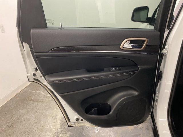 Used 2015 Jeep Grand Cherokee Limited image 21
