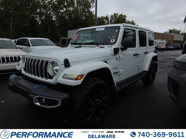 Used 2024 Jeep Wrangler Unlimited Sahara w/ Technology Group AWD/4WD image 1