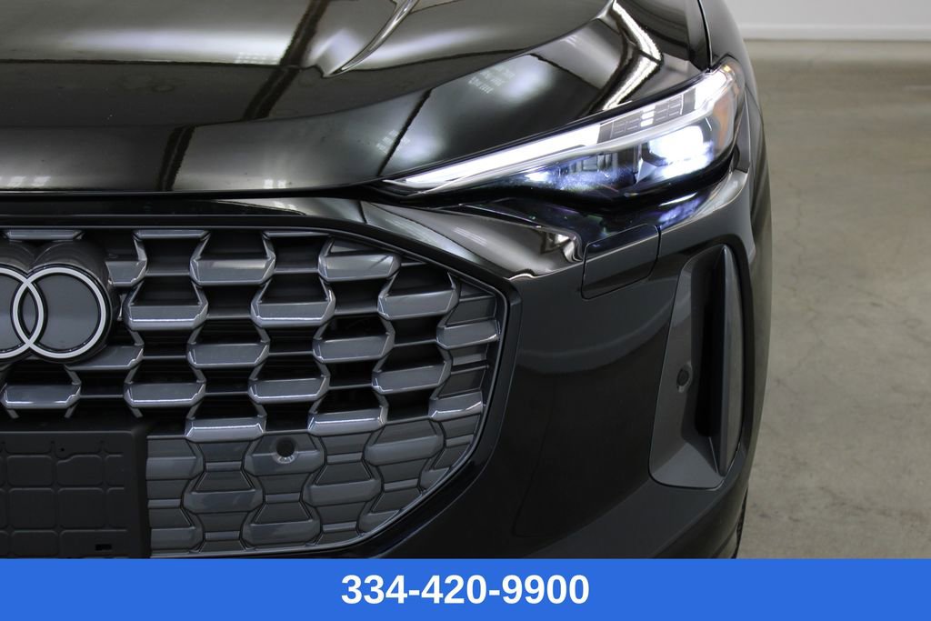 New 2025 Audi Q5 Prestige image 7