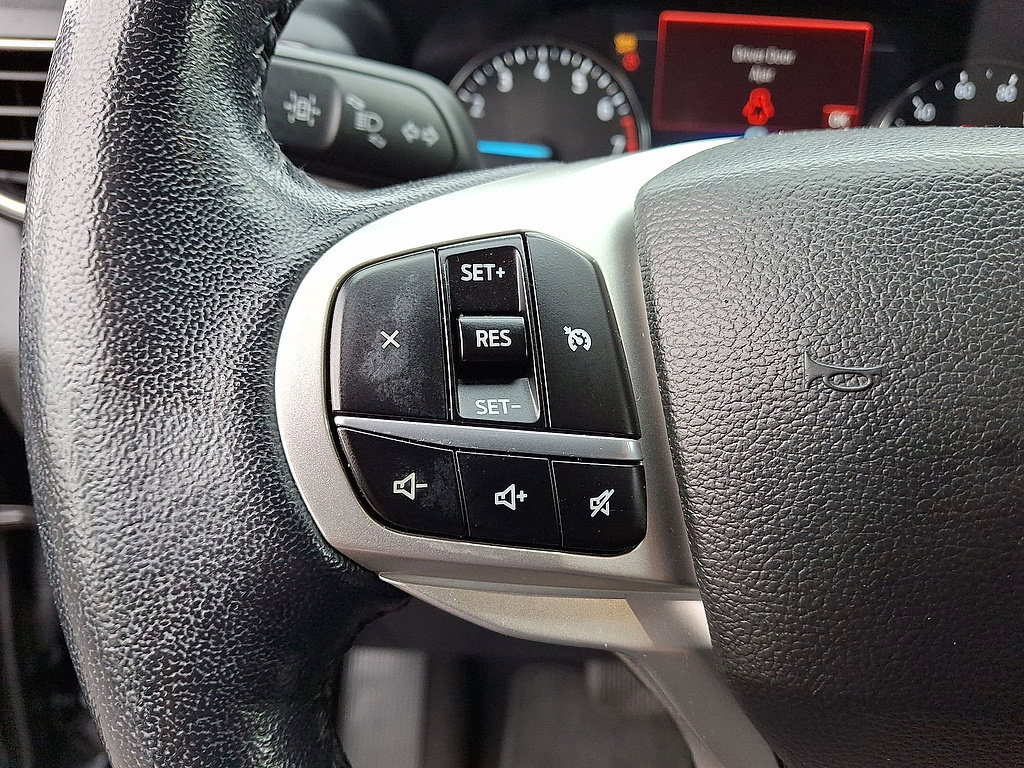 Certified 2023 Ford Explorer XLT w/ Equipment Group 202A AWD/4WD image 17