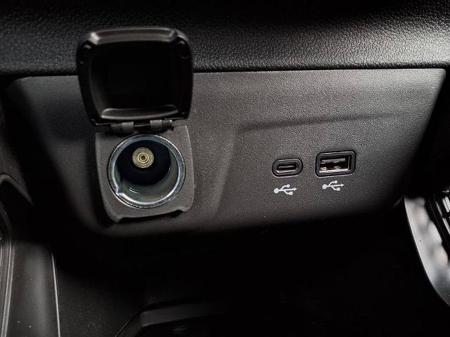 New 2026 Chevrolet TrailBlazer RS w/ Convenience Package FWD image 31