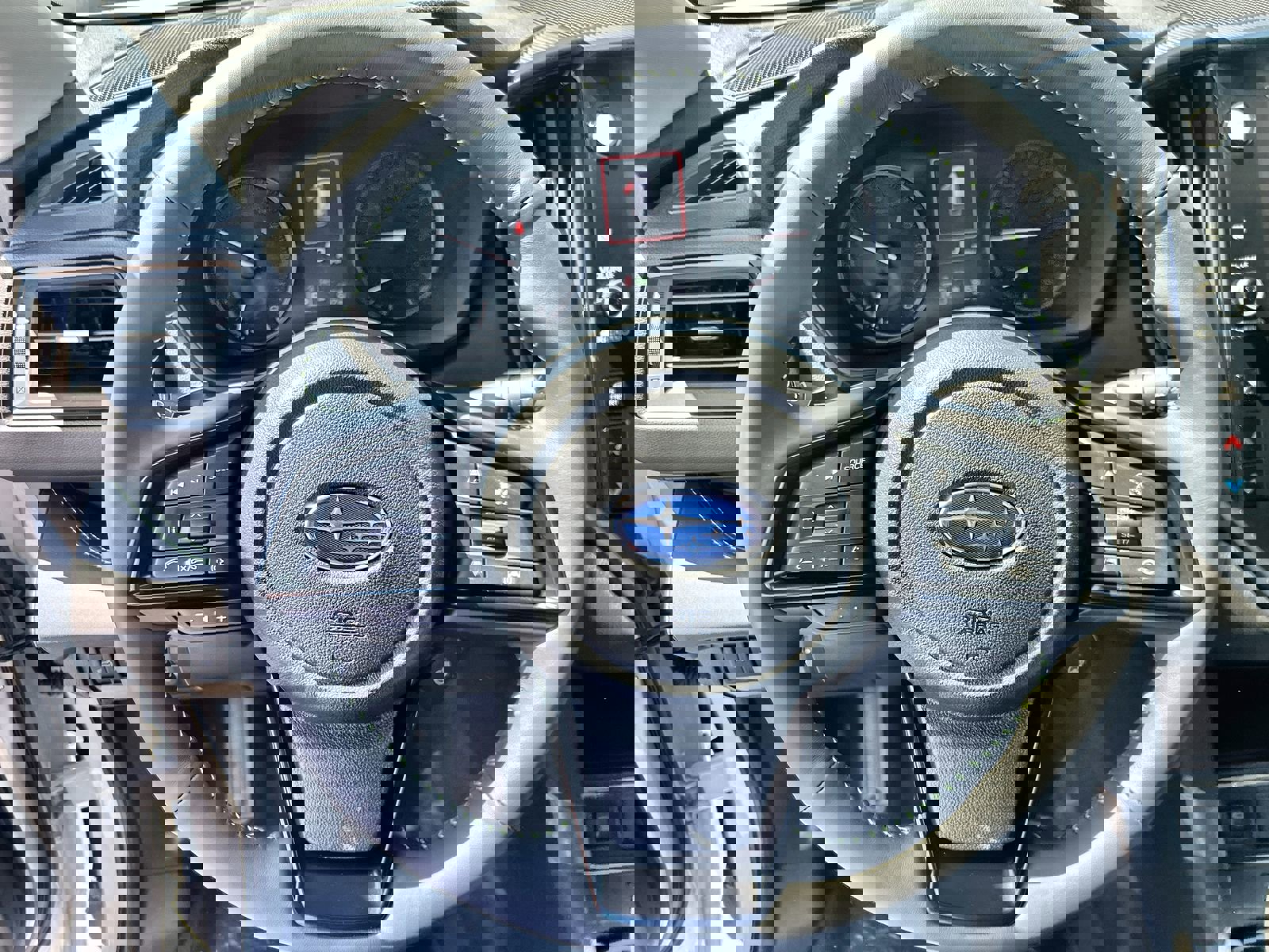 Used 2025 Subaru Ascent Bronze Edition w/ Onyx Package image 18