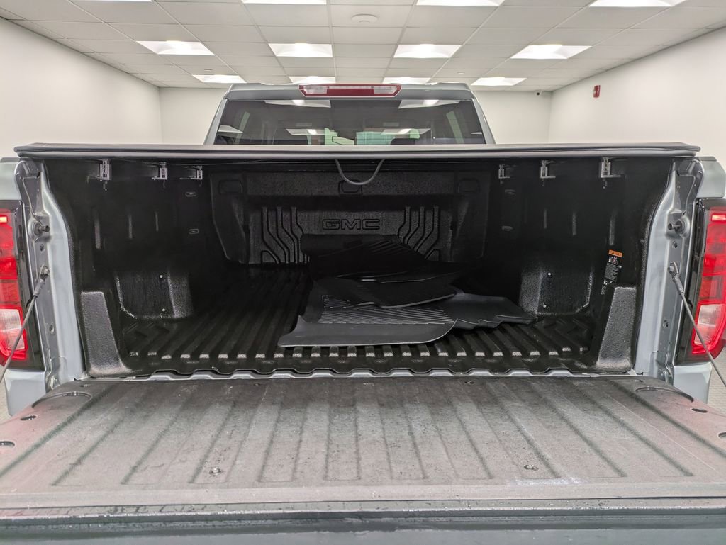 Used 2024 GMC Sierra 1500 Elevation image 25