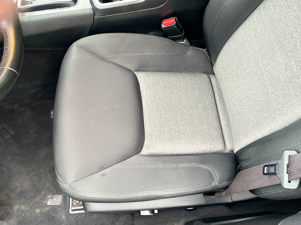 Used 2020 Chrysler 300 Touring w/ Sport Appearance Package image 18