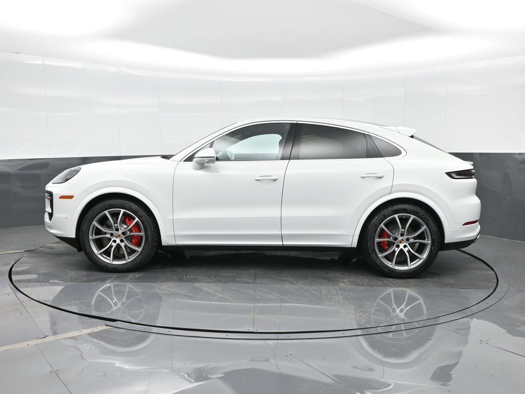 New 2026 Porsche Cayenne S image 2