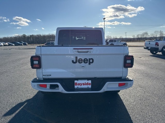 Used 2022 Jeep Gladiator Overland image 6