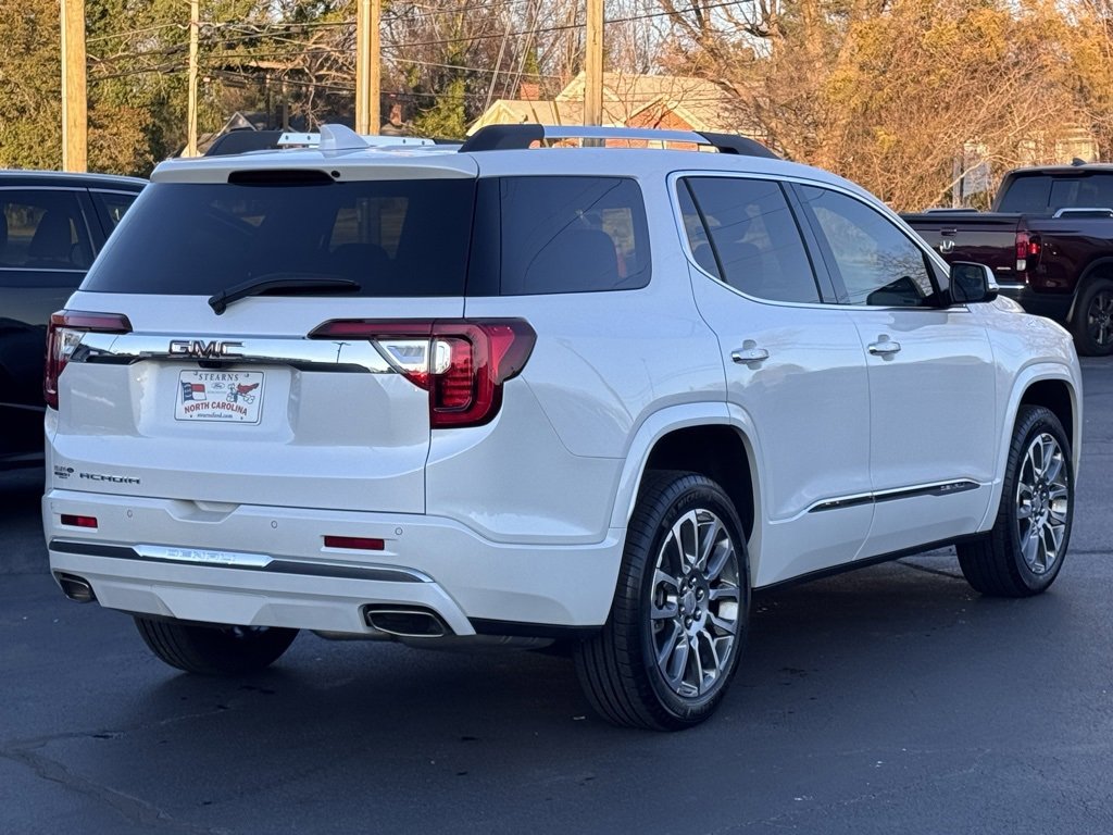 Used 2022 GMC Acadia Denali w/ Denali Technology Package image 17