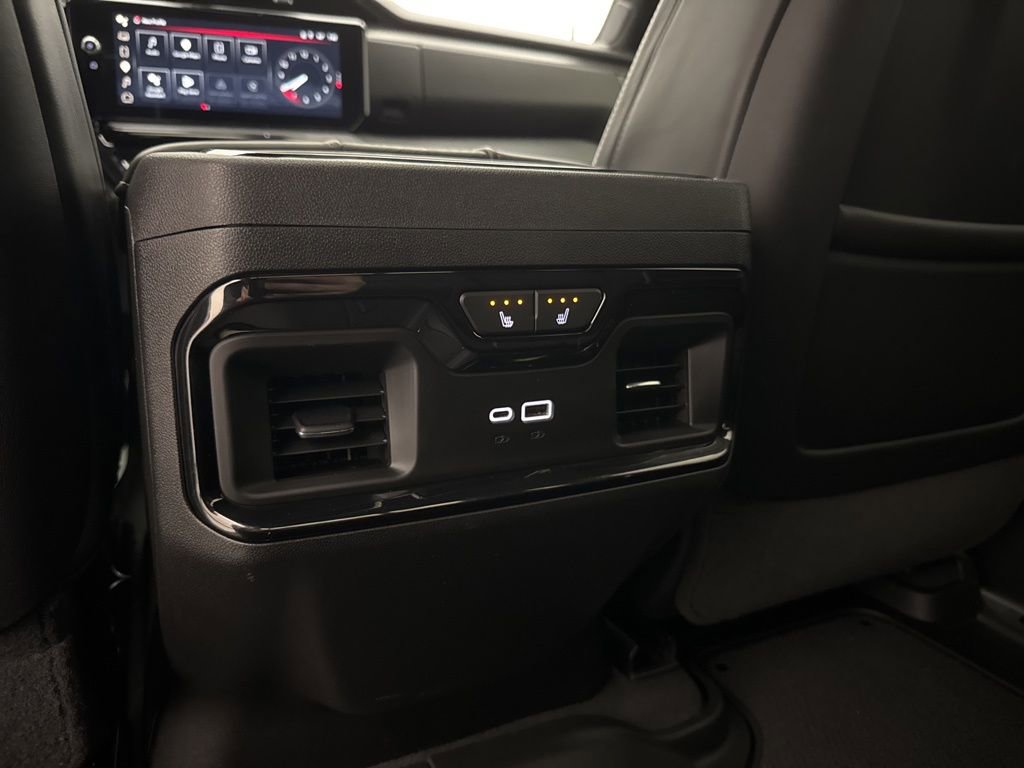 Used 2024 GMC Sierra 2500 AT4X image 63