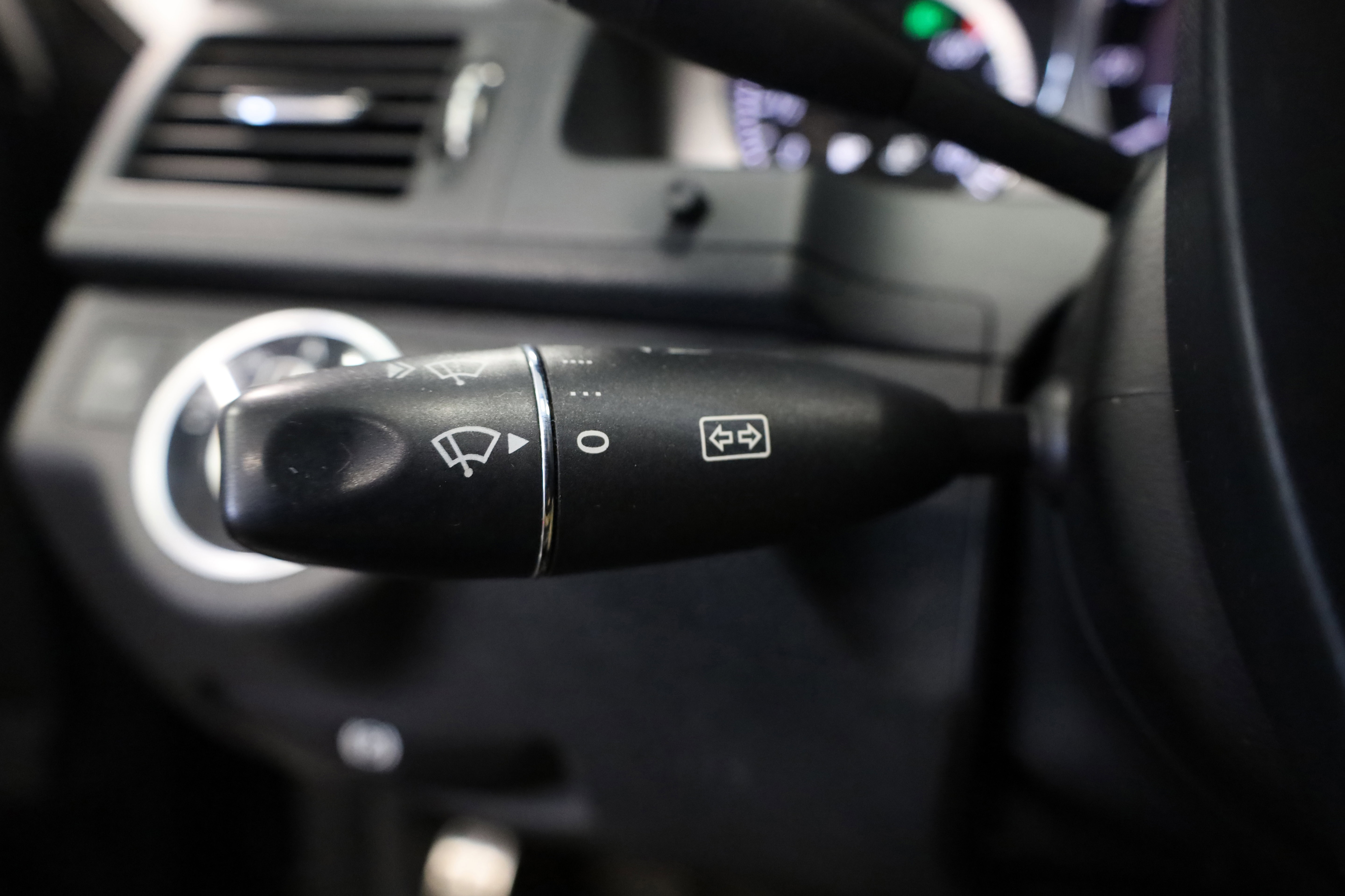 Used 2011 Mercedes-Benz C 300 4MATIC Sedan image 20