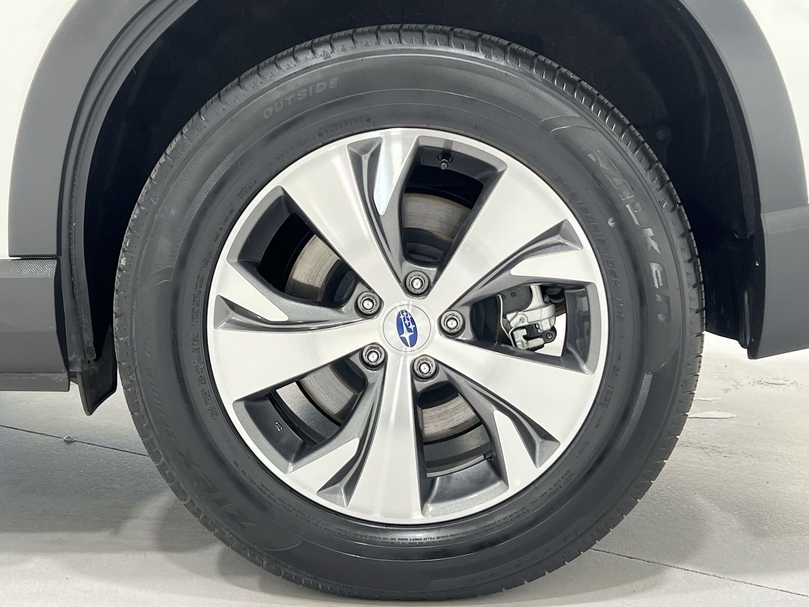 Used 2025 Subaru Ascent Premium image 10