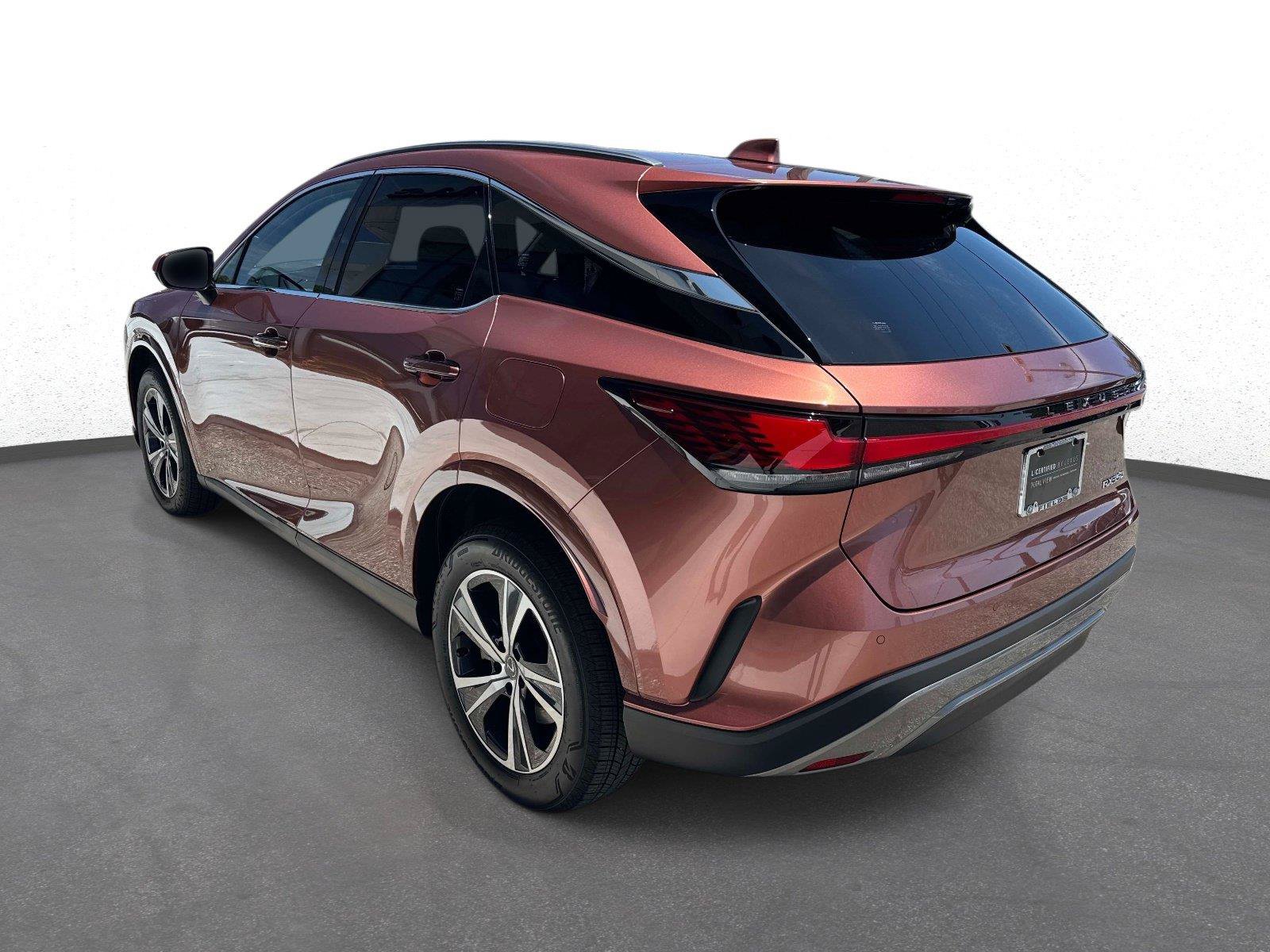 Used 2025 Lexus RX 350 Premium w/ Accessory Package (Z1) FWD image 5