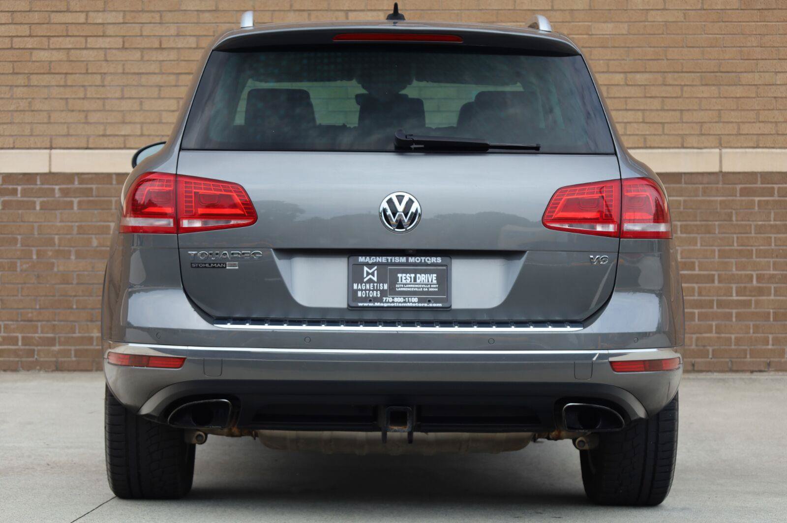 Used 2017 Volkswagen Touareg Sport AWD/4WD image 7