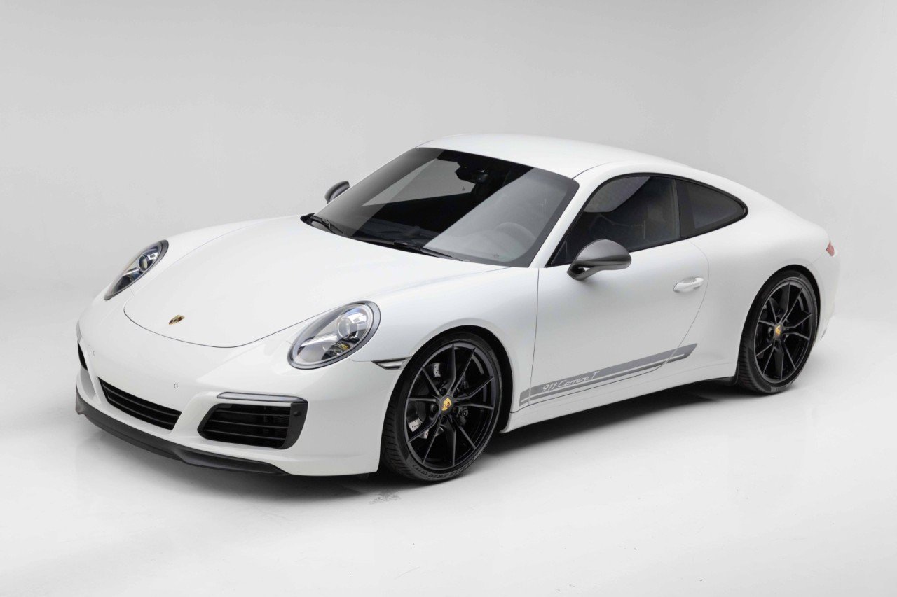 Used 2018 Porsche 911 Carrera T RWD image 1