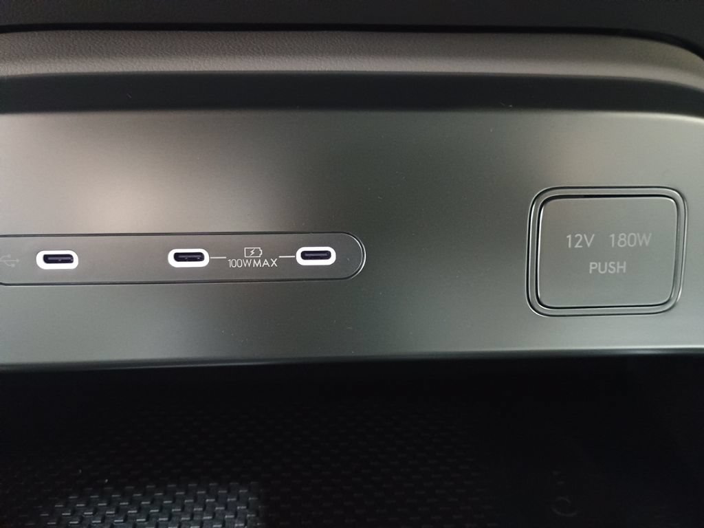 New 2026 Hyundai Ioniq 9 SE AWD/4WD image 24