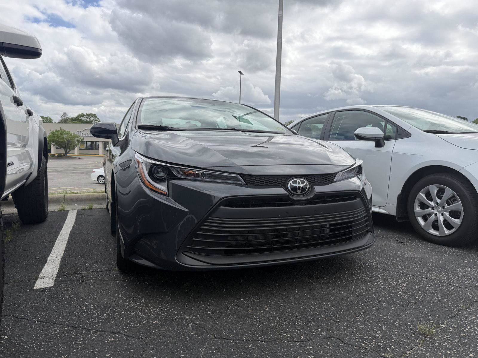 Used 2026 Toyota Corolla LE image 11