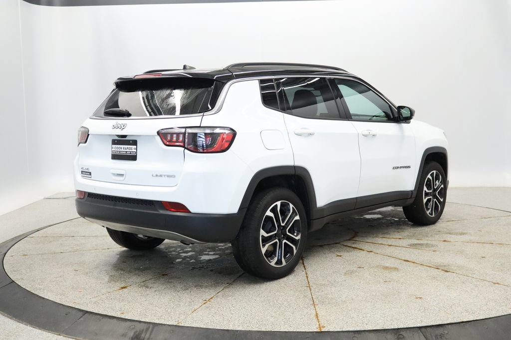 Used 2024 Jeep Compass Limited AWD/4WD image 6
