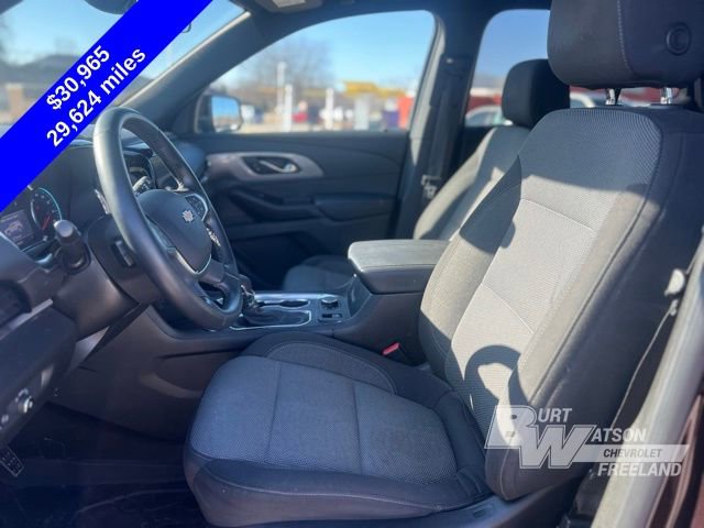 Used 2023 Chevrolet Traverse LT image 10