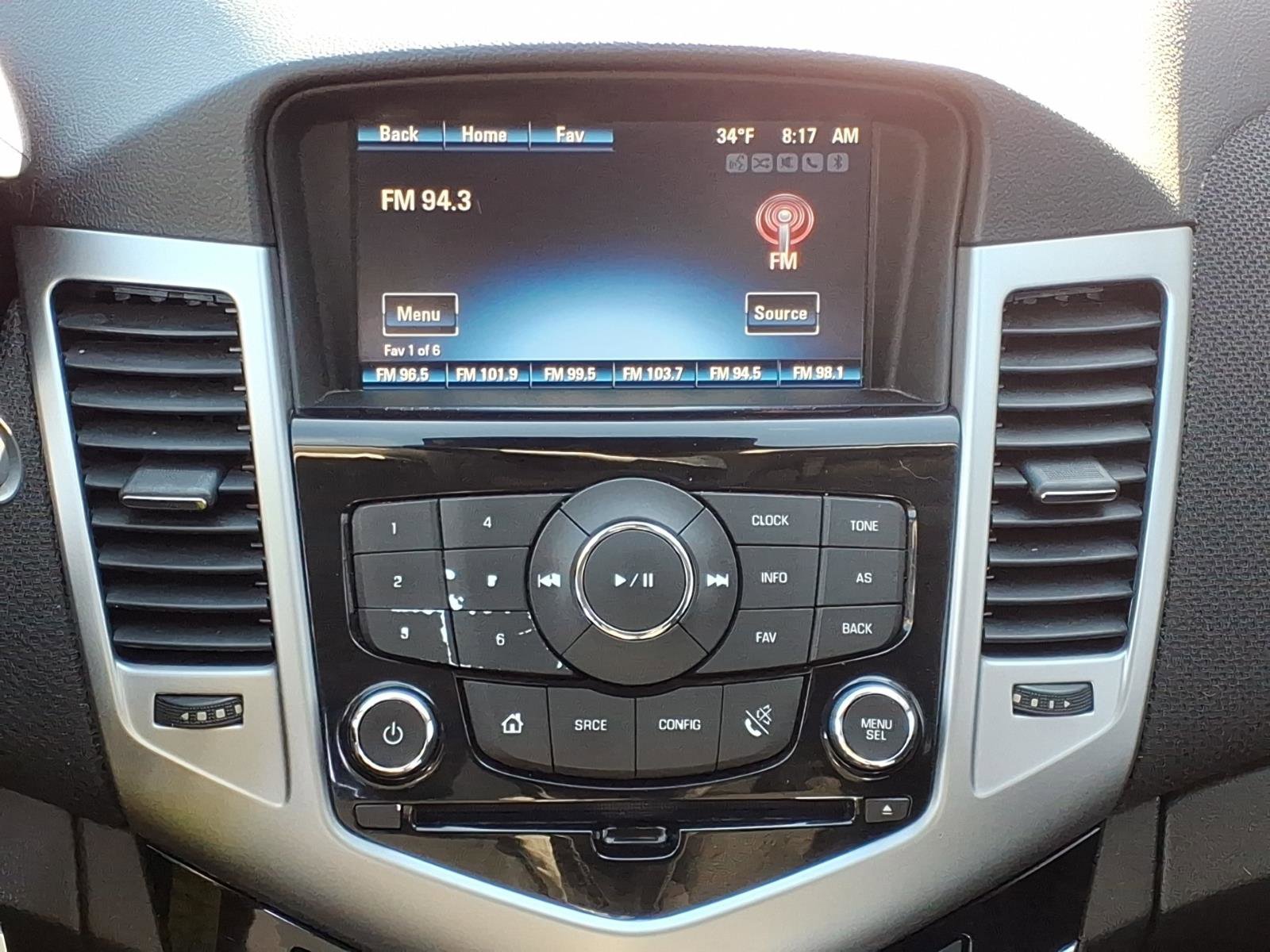 Used 2014 Chevrolet Cruze LT image 6