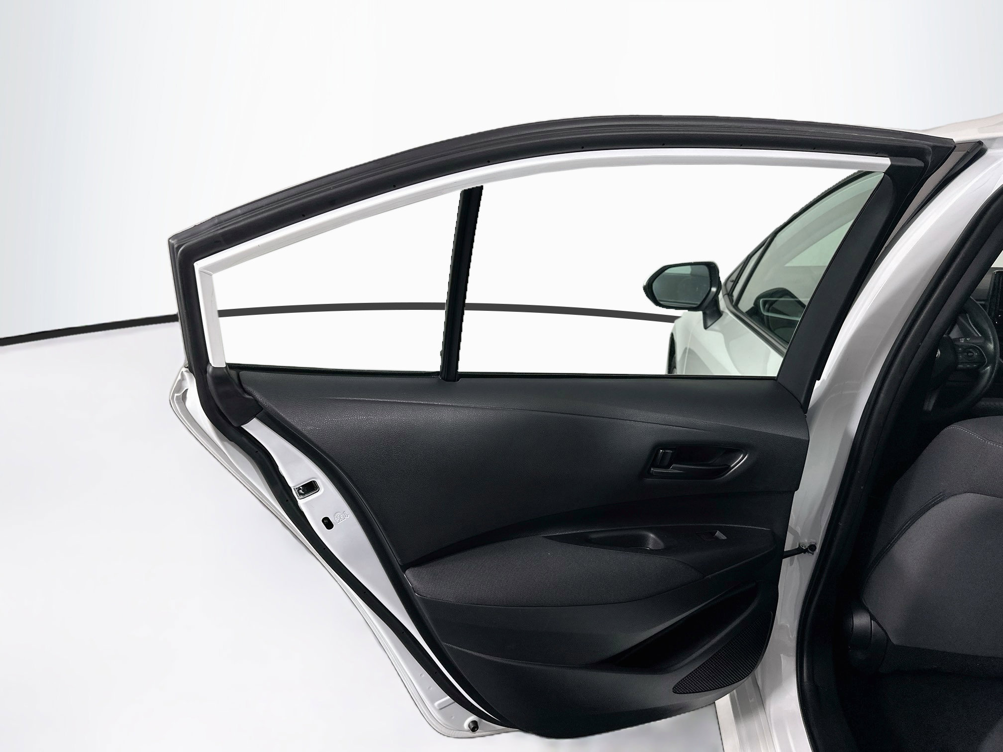 Used 2025 Toyota Corolla LE FWD image 25
