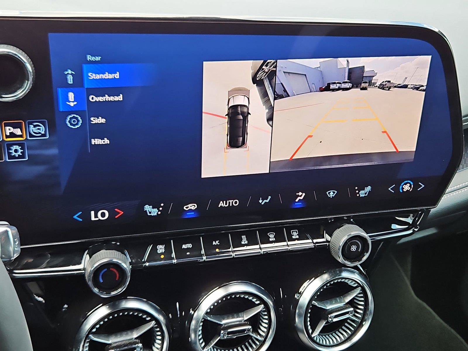 Used 2024 Chevrolet Blazer EV LT AWD/4WD image 19