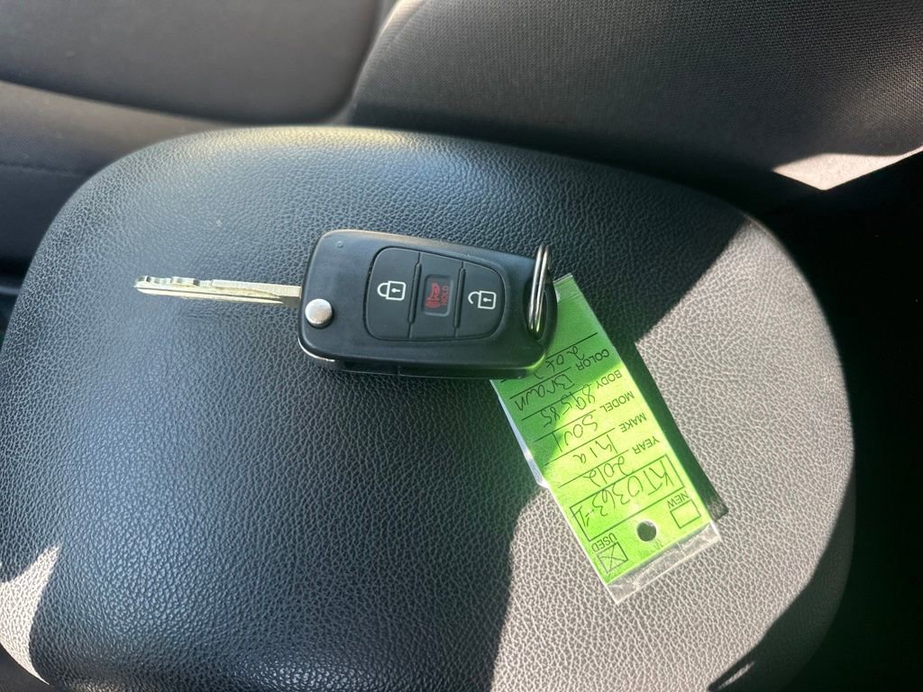 Used 2012 Kia Soul ! image 18