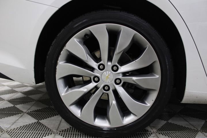 Used 2018 Chevrolet Malibu Premier w/ Premier Sun and Wheel Package image 47
