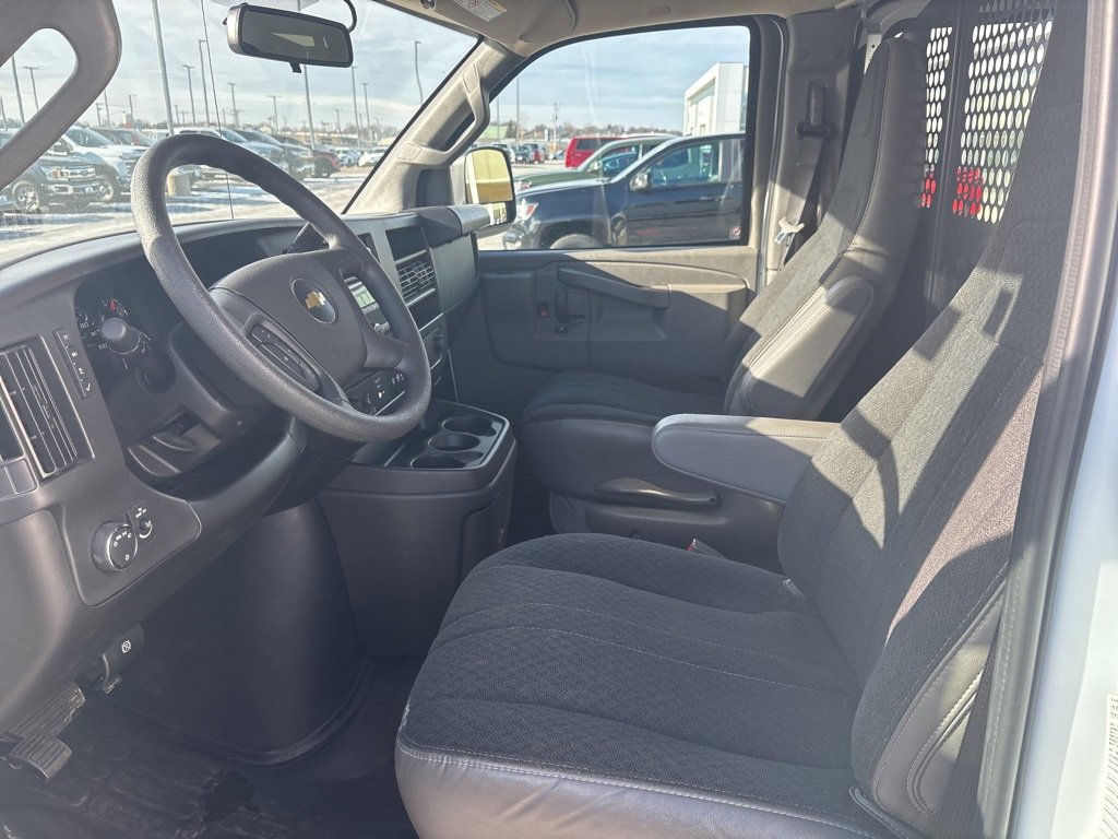 Used 2024 Chevrolet Express 2500 w/ Driver Convenience Package image 14