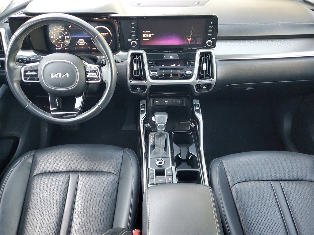 Certified 2023 Kia Sorento SX image 9