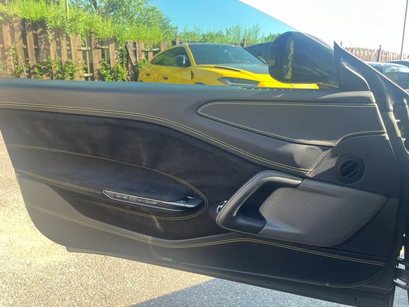 Used 2018 Ferrari GTC4Lusso AWD/4WD image 15