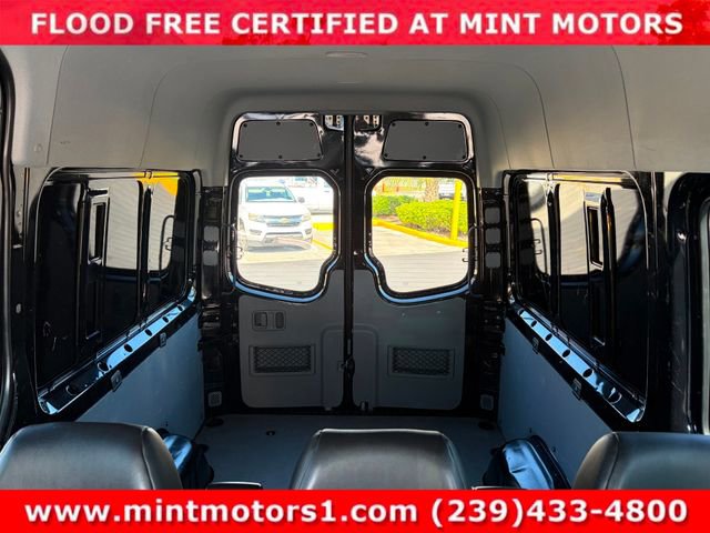Used 2016 Mercedes-Benz Sprinter 2500 image 19