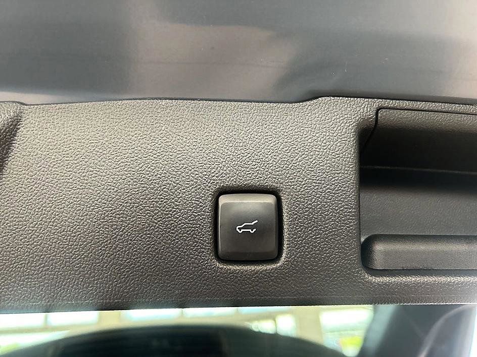 Used 2023 Ford Escape Active AWD/4WD image 28