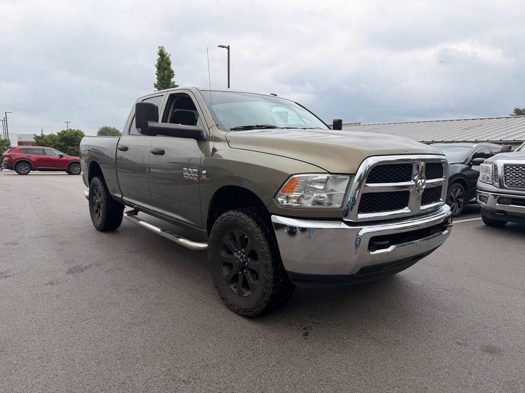 Used 2015 RAM 2500 Tradesman w/ Chrome Appearance Group AWD/4WD image 3