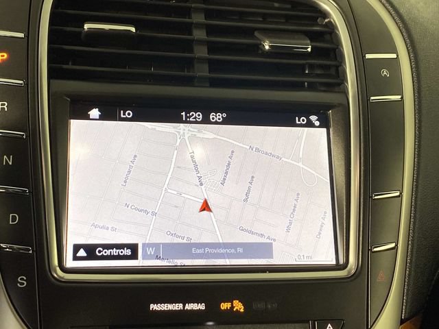 Used 2019 Lincoln Nautilus Reserve AWD/4WD image 16