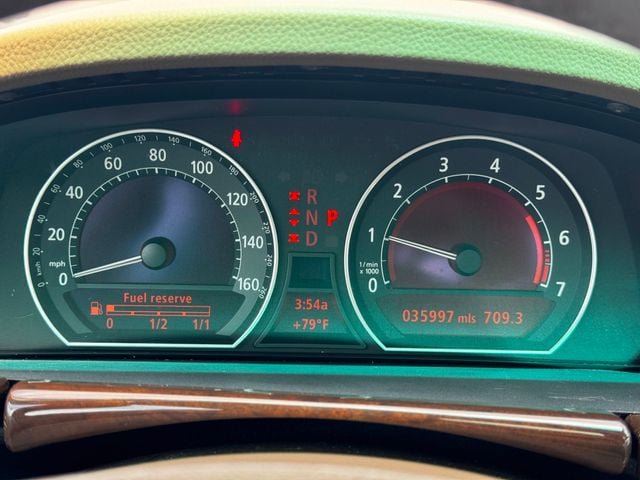 Used 2006 BMW 750Li RWD image 11