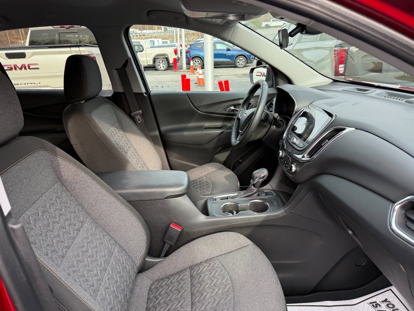 Used 2023 Chevrolet Equinox LT image 21