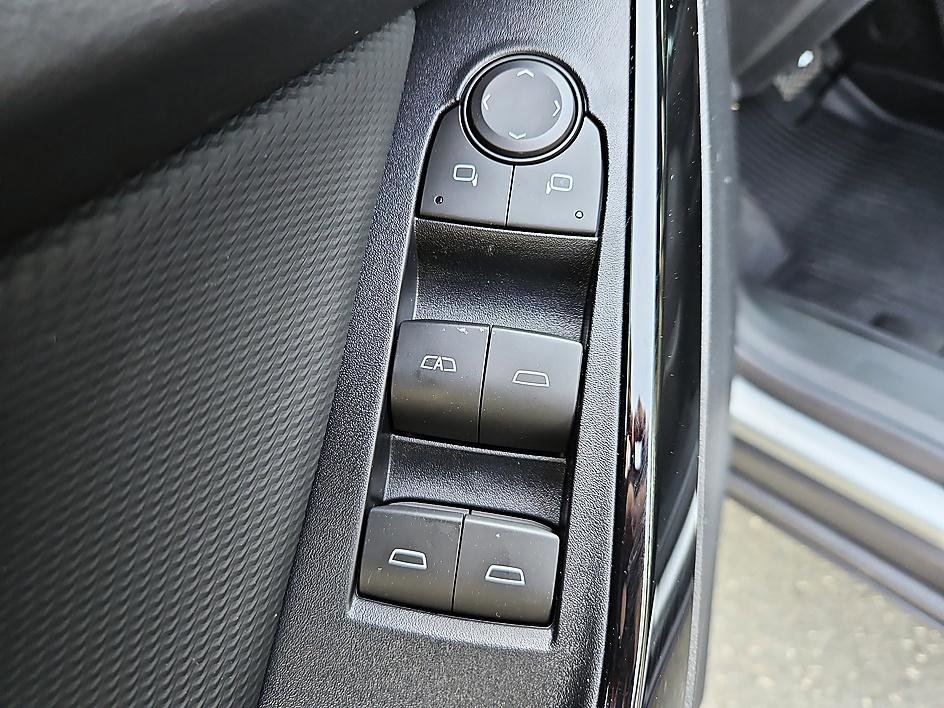 New 2026 Chevrolet Equinox LT w/ LPO, Floor Liner Package FWD image 14