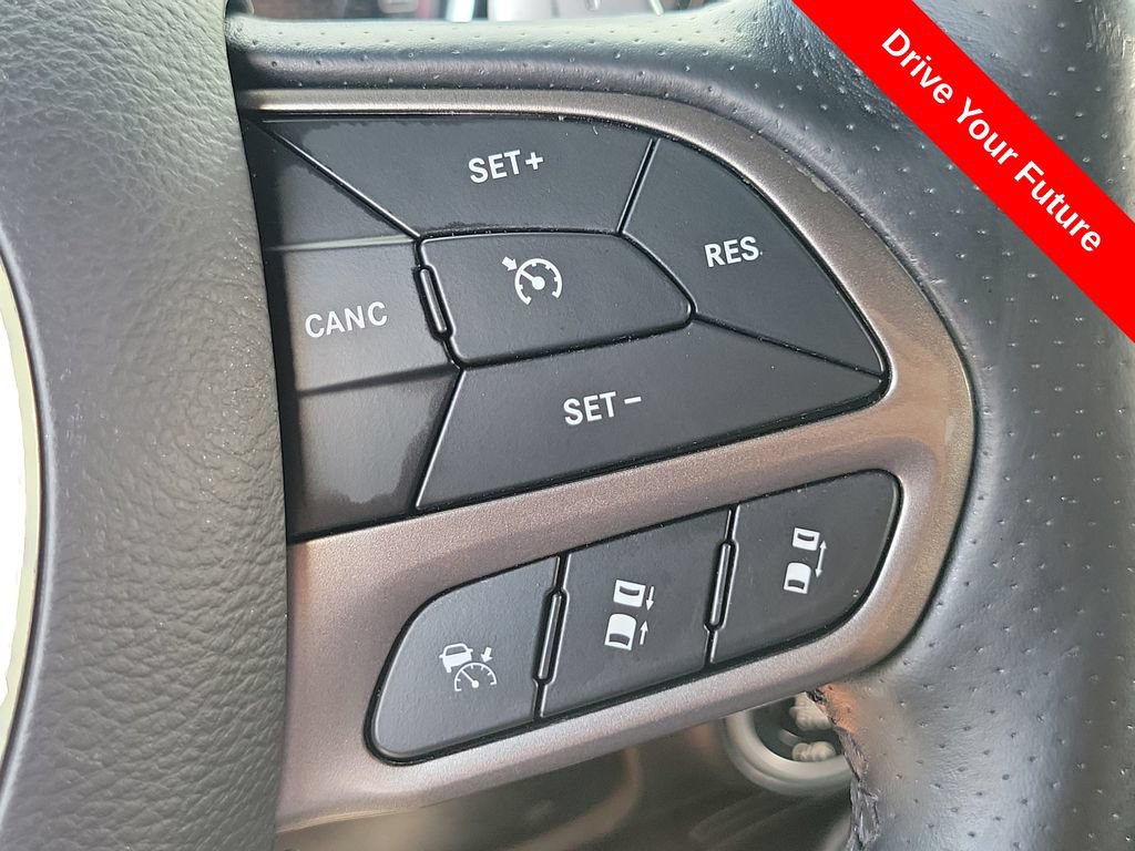 Used 2020 Dodge Challenger R/T Scat Pack RWD image 6