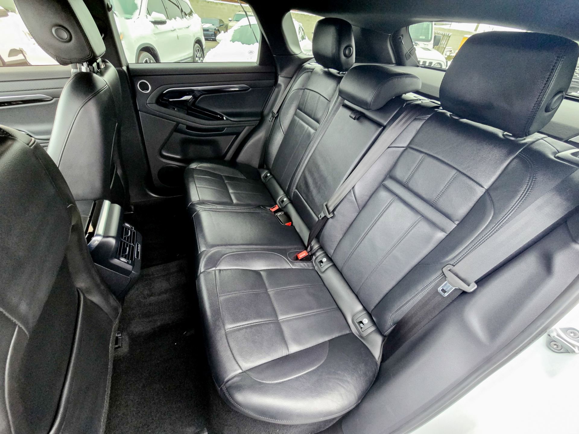 Used 2023 Land Rover Range Rover Evoque S image 35